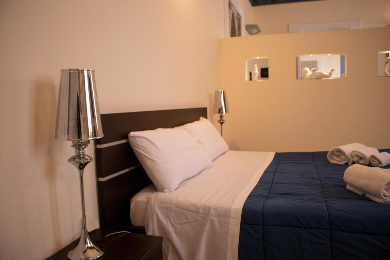 Apollo Suites Lecce Bagian luar foto