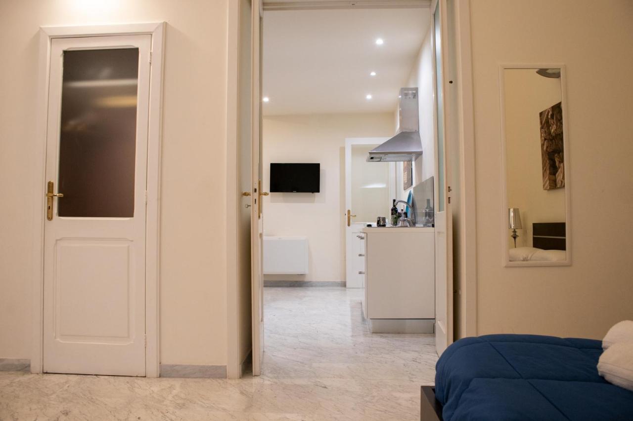 Apollo Suites Lecce Bagian luar foto