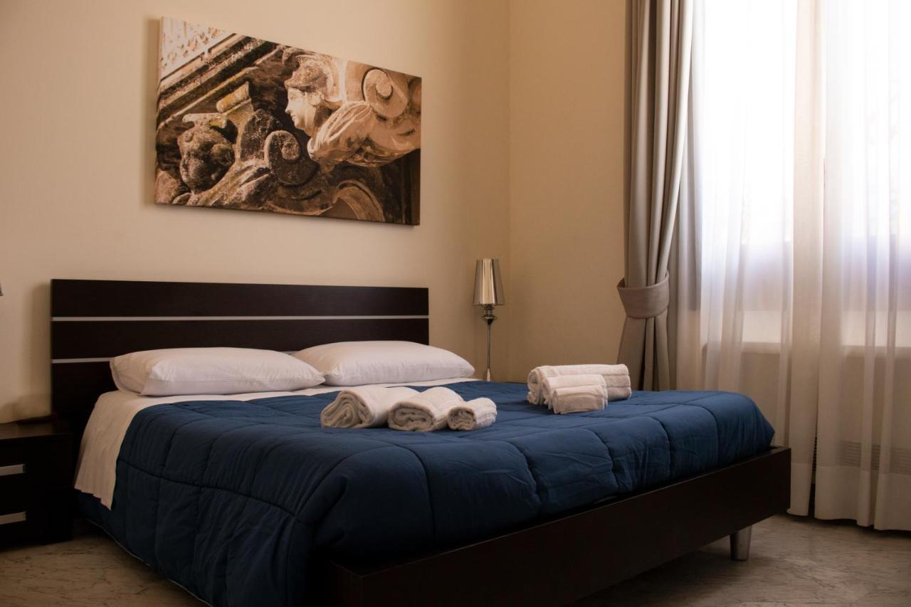 Apollo Suites Lecce Bagian luar foto